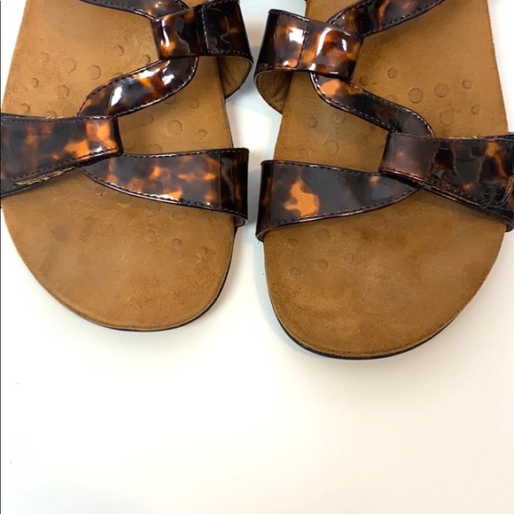 Vionic Women's Paros Backstrap Tortoise Sandals - Picture 3 of 10